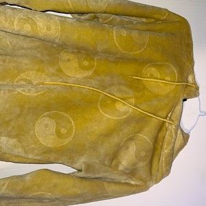 Yellow furry shirt. No stains or damage size small
